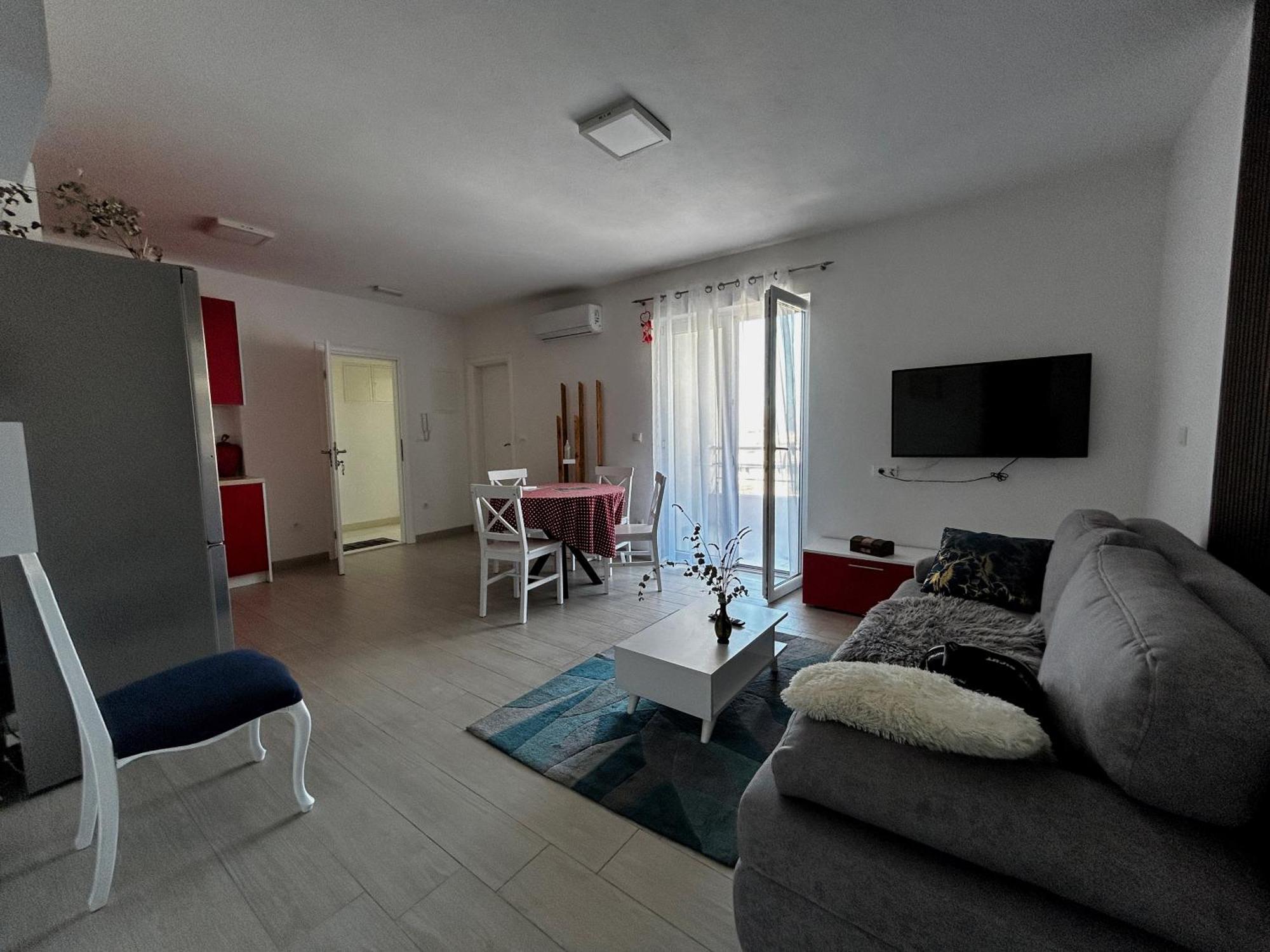Apartman Sjever มาคาร์สกา ภายนอก รูปภาพ